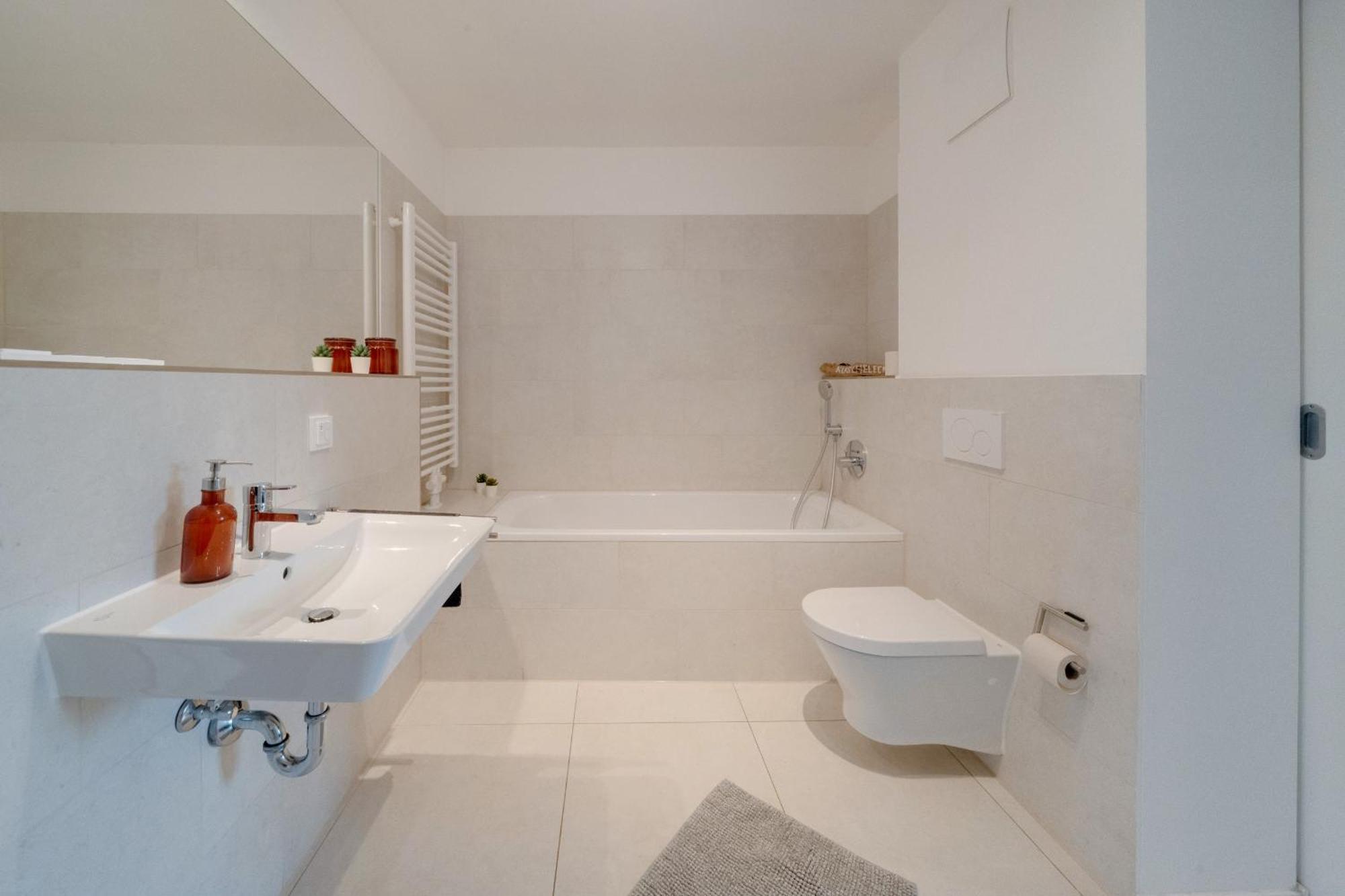 Neu-Luxus Apartment-Zentral In Altstadt-65-80Qm Aψβούργη Εξωτερικό φωτογραφία